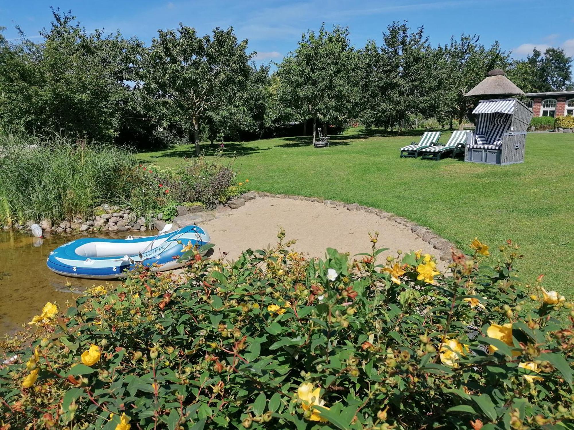 Landtraum Im Traumland Mecklenburg Apartman Warin Kültér fotó